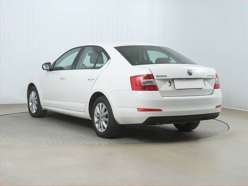 Škoda Octavia (2013) 1.2 TSI, Serv.kniha, Tempomat - fotka 4 z 13