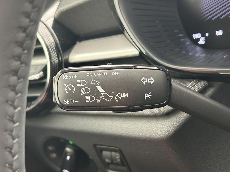 Škoda Fabia 1.0 TSI Top selection - fotka 21 z 28