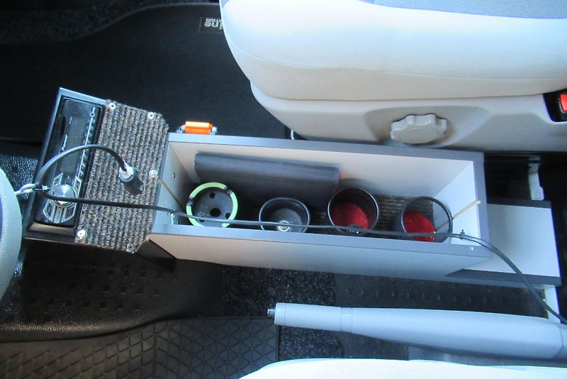 Volkswagen Transporter 2.0 TDi 4x4 KLIMA TAŽNÉ - fotka 14 z 26