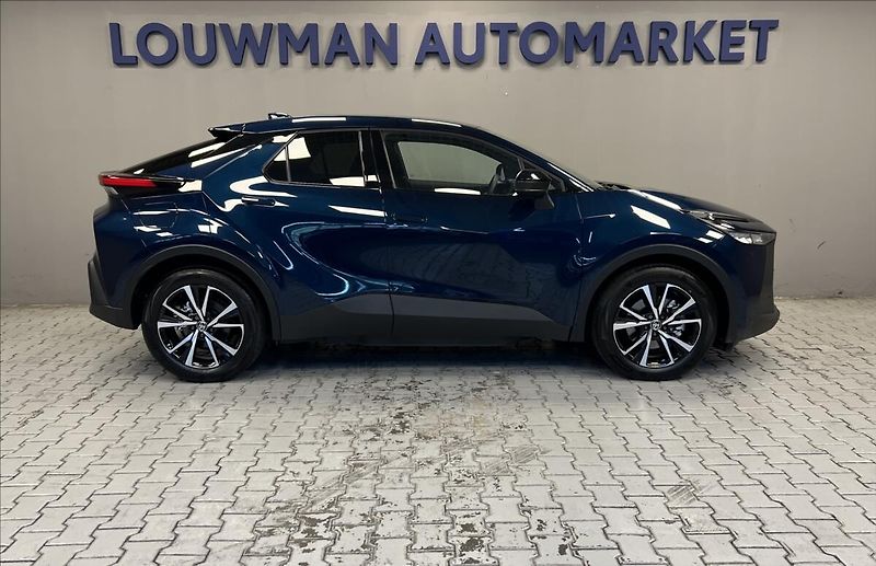Toyota C-HR 2,0 PHEV STYLE - fotka 3 z 17
