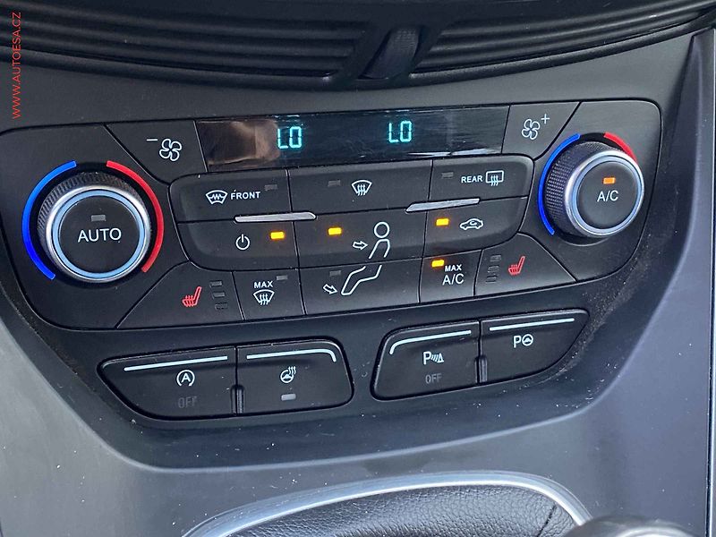 Ford Kuga (2019) 1.5 EB, Navi, kamera, TZ - fotka 14 z 18