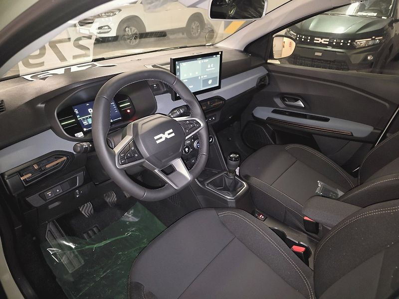 Dacia Jogger (2026) Extreme TCe 110 5 míst - fotka 3 z 3