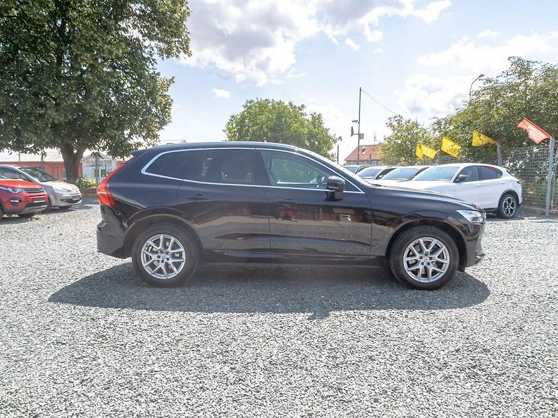 Volvo XC60 (2019) 2.0D 140KW mat – NAVI - fotka 4 z 51