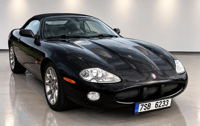 Jaguar XKR (2000) 4.0 V8 Supercharged Kabriolet  - fotografie inzerátu