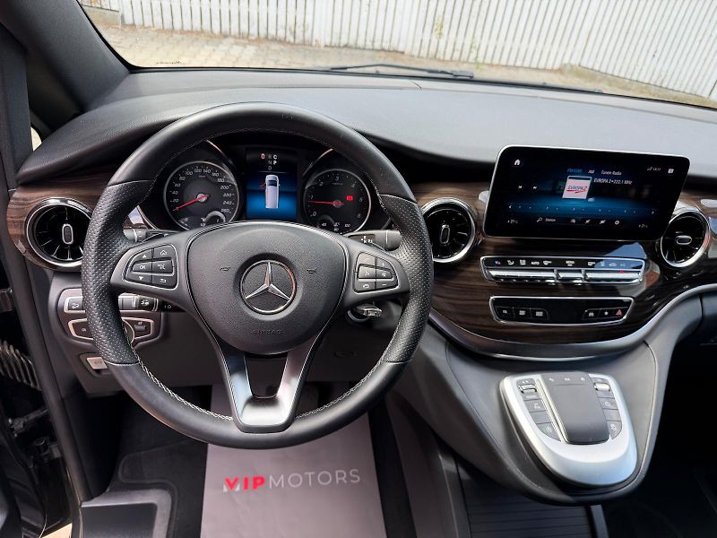 Mercedes-Benz Třídy V V300D-AMG-4M-AVANT-R19-NEZ.TOP - fotka 18 z 38