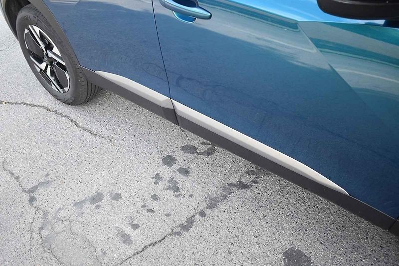 Peugeot 2008 je stylový i praktický rodinný doplněk.