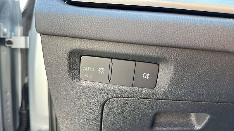 Škoda Octavia Combi Selection 1,5TSI 85kW MT - fotka 19 z 28