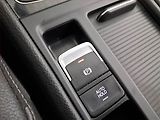 Volkswagen Golf (2015) Comfortline 2.0 TDI, Automat - náhled 18