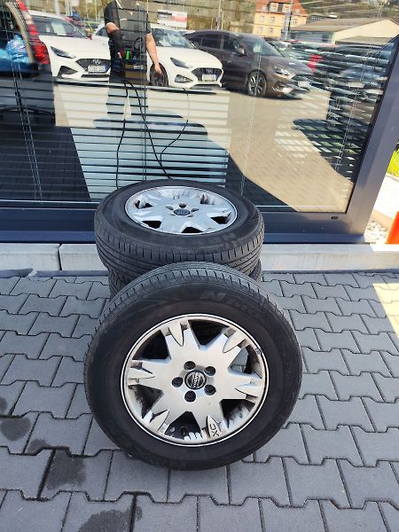 Volvo XC70 D5 2.4/120kW - fotka 26 z 26
