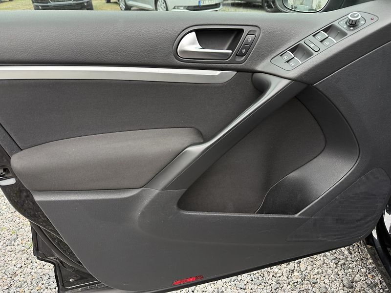 Volkswagen Tiguan 2.0TDi 125kW 4MOTION - fotka 14 z 19