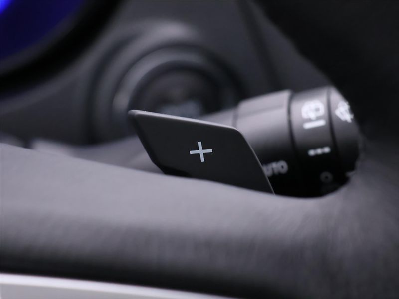 Subaru Outback 2,5 i 129kW Aut. AWD Kůže CZ - fotka 23 z 33