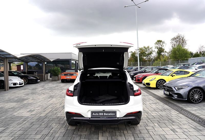 BMW X4 (2020) 2.0d xDrive Mpaket/190PS/ČR - fotka 10 z 46
