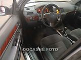 Opel Astra (2004) 1.8., temp, park.asist - náhled 2