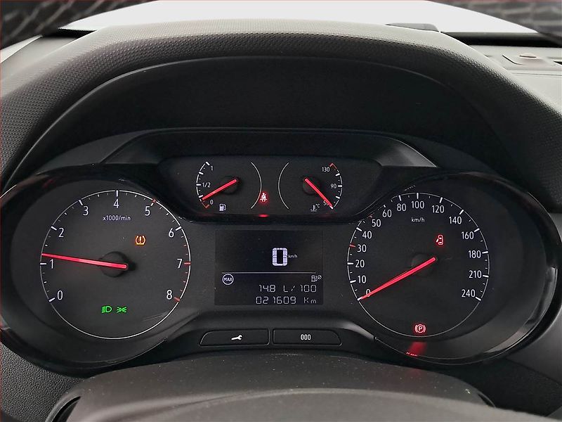 Opel Crossland X (2022) 1.2 Turbo, ČR,1.maj - fotka 11 z 19