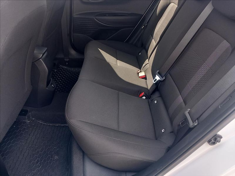 Hyundai i20 1,0 TGDI MT SMART - fotka 17 z 20