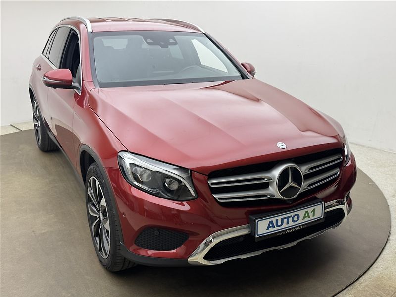Mercedes-Benz GLC 2,1 4X4 VZDUCH 360° TAŽNÉ ČR - fotka 3 z 45