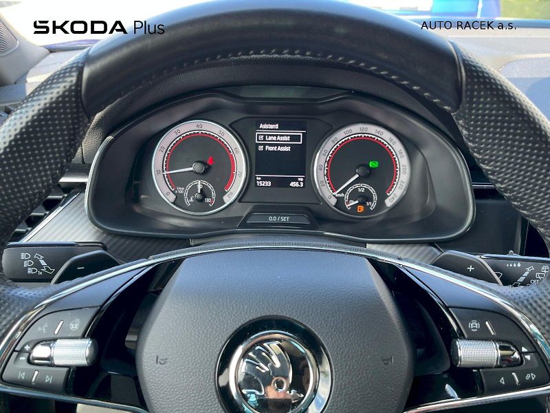 Škoda Kamiq (2023) 1.0 TSI 81 kW Monte Carlo DSG - fotka 5 z 32