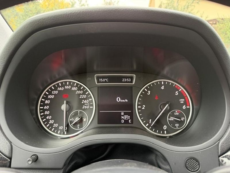 Mercedes-Benz Třídy B B 180 CDi 80kW - fotka 14 z 32