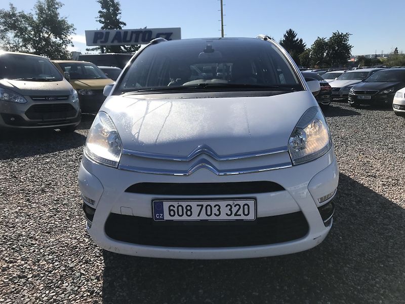 Citroën Grand C4 Picasso 1.6 VTI,88 KW,7-MÍST NOVÉ V ČR - fotka 3 z 18