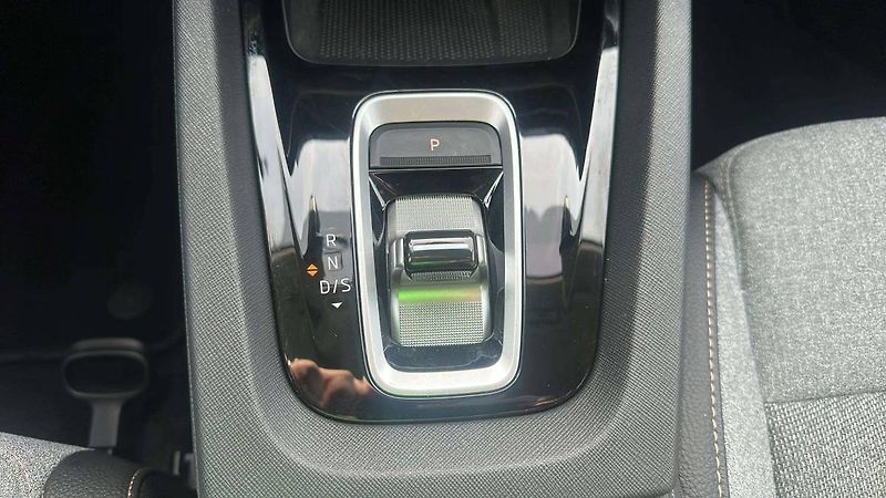 Škoda Octavia Combi Top Selection 2,0TDI 110 - fotka 18 z 31