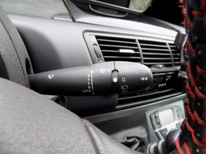 Peugeot 807 (2009) 2.0HDi/7.Míst/NAVI/LED/ - fotka 27 z 36