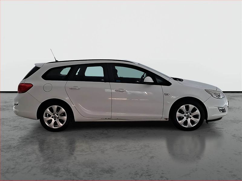 Opel Astra (2011) 2.0 CDTI, nová STK, Tažné - fotka 6 z 16