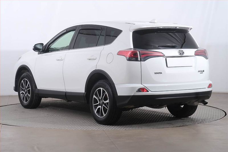 Toyota RAV4 (2016) 2.0 VVT-i, 4X4, Serv.kniha - fotka 4 z 19