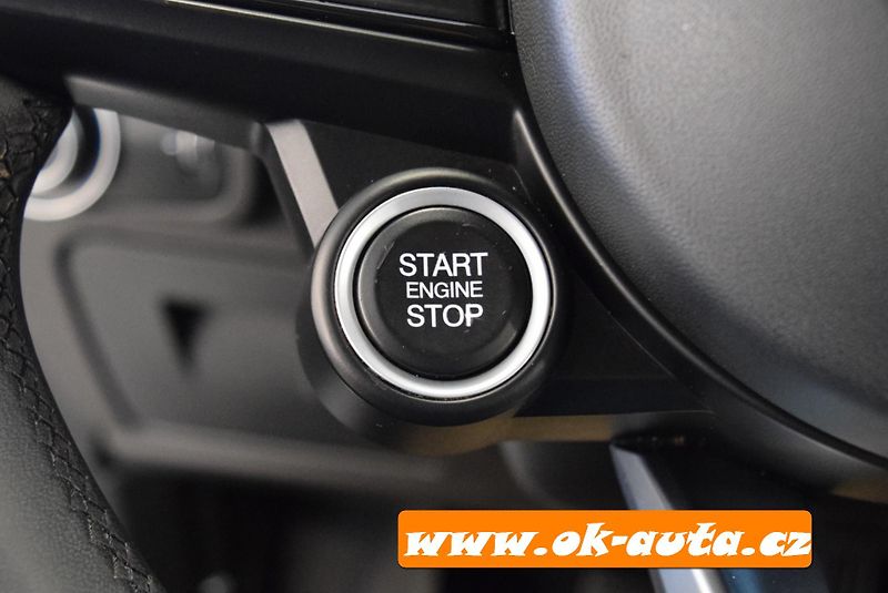 Alfa Romeo Stelvio 2.2 JTD Q4 FACELIFT 2021 - fotka 49 z 56