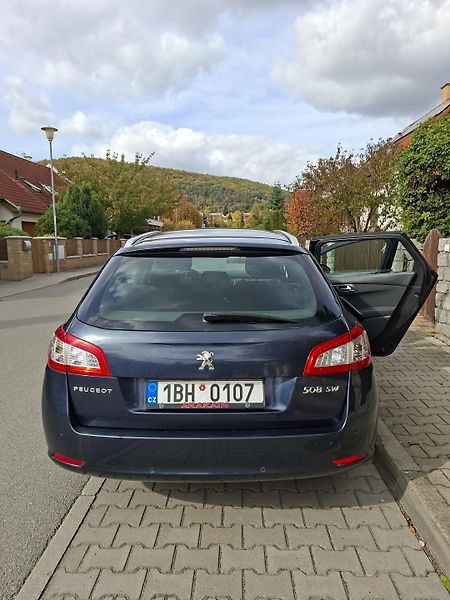 Peugeot 508 (2011) - fotka 2 z 5