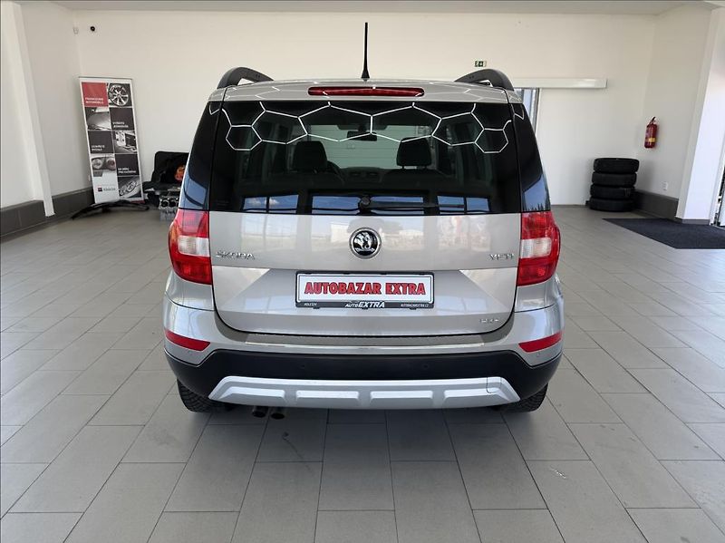 Škoda Yeti 2,0 TDi Outdoor 4x4, xeno/LED - fotka 4 z 33