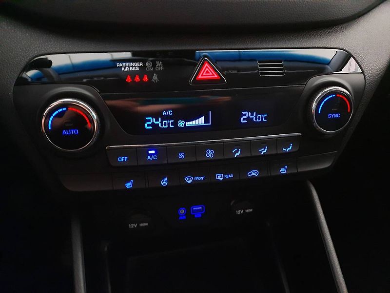 Hyundai Tucson (2017) 1.7 CRDI (85kW/116k) Trikolor - fotka 14 z 20