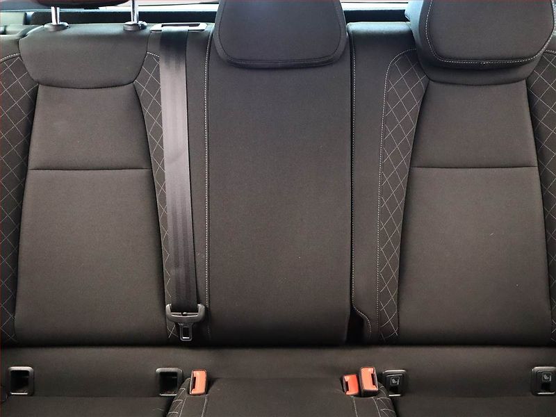 Škoda Karoq (2018) Ambition 1.6 TDI, Navi - fotka 8 z 14