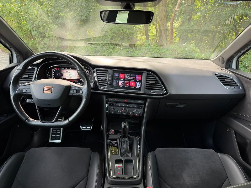 Seat Leon (2019) - fotka 7 z 28