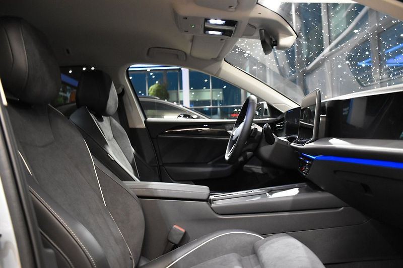 Volkswagen Passat 1.5 eTSI Masáže Matrix NezTope - fotka 22 z 26