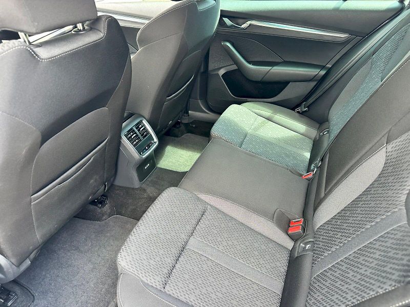 Škoda Octavia (2022) 2.0 TDI 110kW Style Combi - fotka 20 z 24