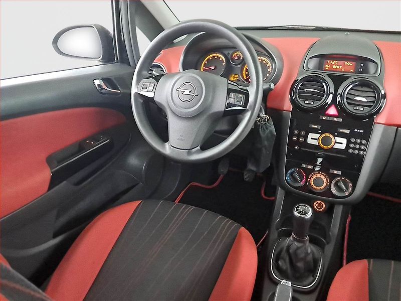 Opel Corsa (2008) 1.2, po STK, Klima, v provozu - fotka 7 z 17
