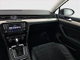 Volkswagen Passat (2017) 2.0 TDI, Automat, Serv.kniha - náhled 8