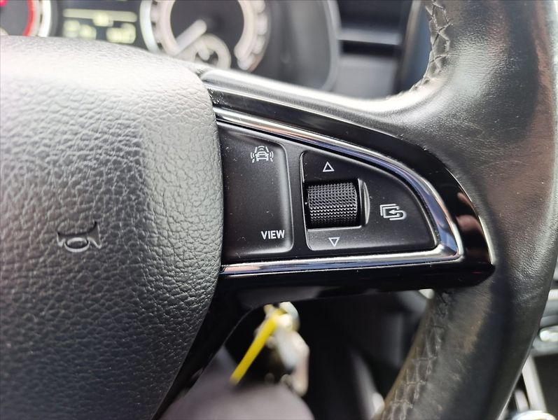 Škoda Scala 1,6 TDi DSG Ad.tempomat LED AL - fotka 29 z 36