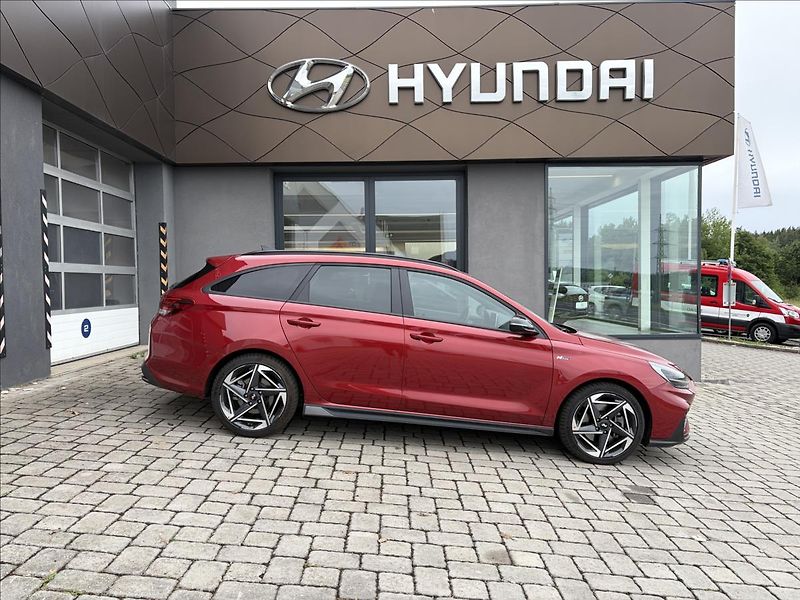 Hyundai i30 1,5 T-GDI N-Line - fotka 18 z 19
