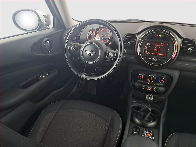 Mini Clubman (2016) One D, Navi, Tempomat - fotka 7 z 18