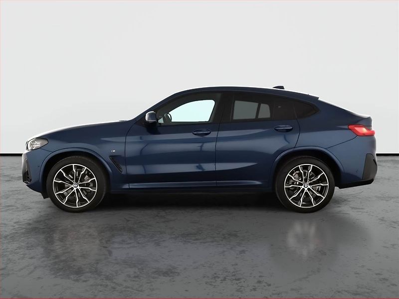 BMW X4 (2024) xDrive20i - fotka 3 z 25
