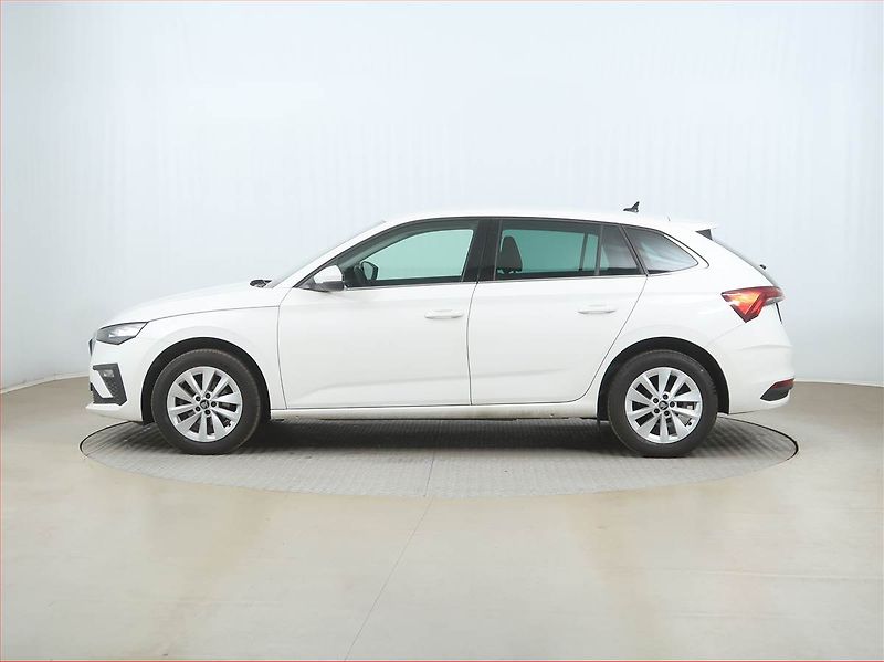 Škoda Scala (2025) 1.0 TSI, Top Selection, FullLe - fotka 3 z 17