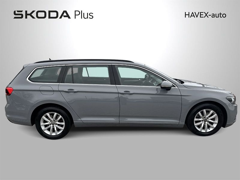 Volkswagen Passat (2022) Variant 2.0 TDI DSG Business - fotka 31 z 33