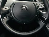 Citroën C4 Picasso 1.6i 88KW MANUÁL LED SENZORY - náhled 25