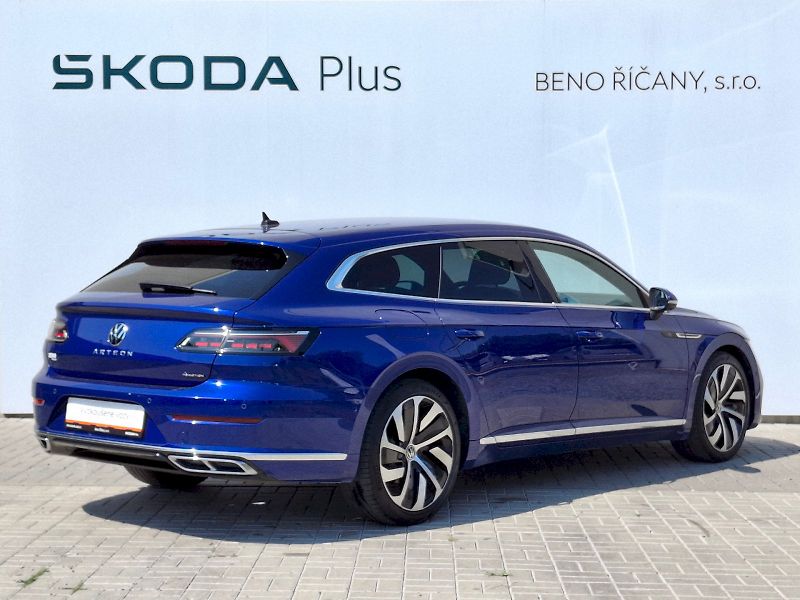 Volkswagen Arteon (2022) Shooting Brake R-Line DSG 4x4 - fotka 2 z 35