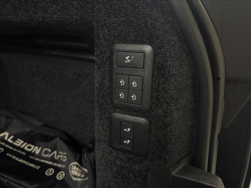 Land Rover Range Rover 5,0 405kW SV OVERFINCH DPH HUD - fotka 52 z 53