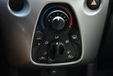Toyota Aygo 1.0 VVT-i 51kW X-PLAY - náhled 24