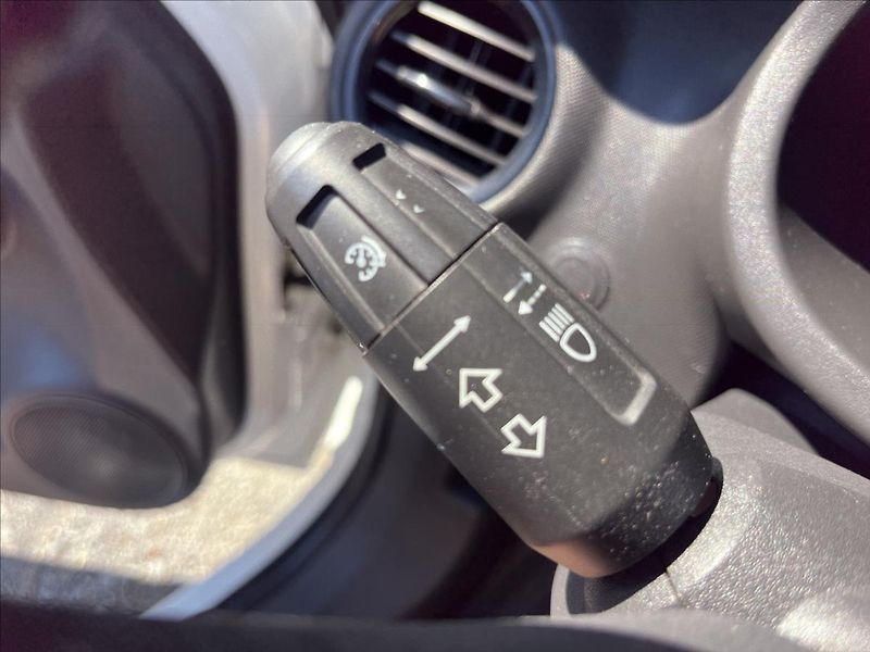 Opel Corsa 1,3 CDTi  Nová STK,Tažné,Klima - fotka 18 z 40