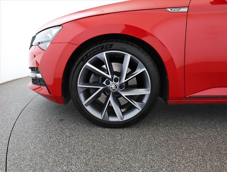 Škoda Superb (2021) Sportline 2.0 TSI - fotka 21 z 21