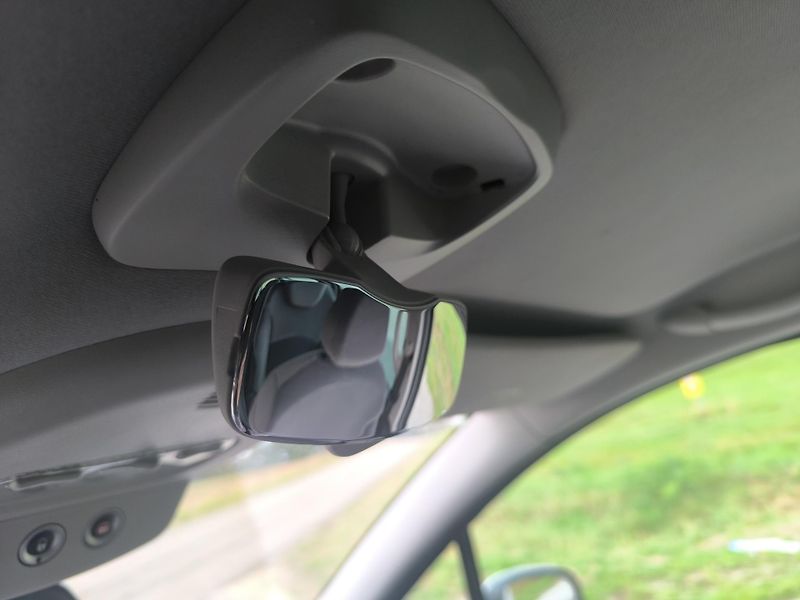 Citroën C8 (2011) 2.0 7MÍST - fotka 34 z 41